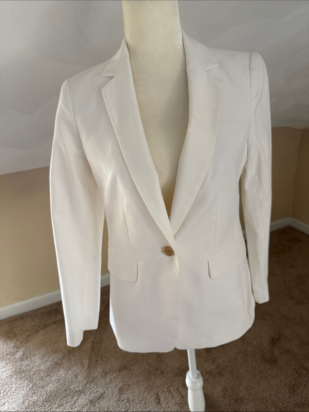 LOFT Cream Single-Button Tailored Blazer